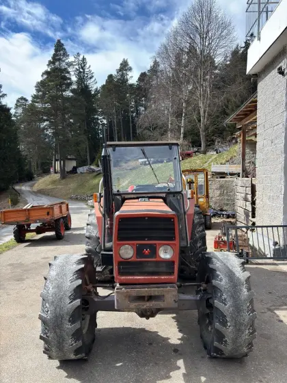 Massey Ferguson 373