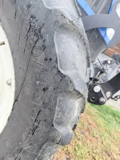 Vorderreifen 320/85 R24