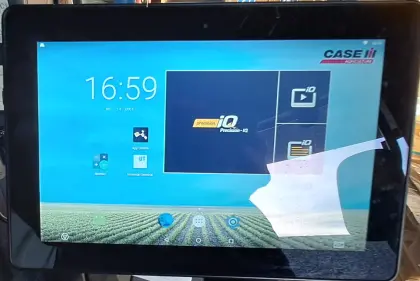 Trimble Lenksystem mit XCN Display und NAV 900