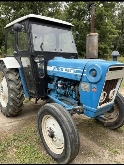 Ford 3.600 mit Mauser-Kabine C733 wird ausgeschlachtet