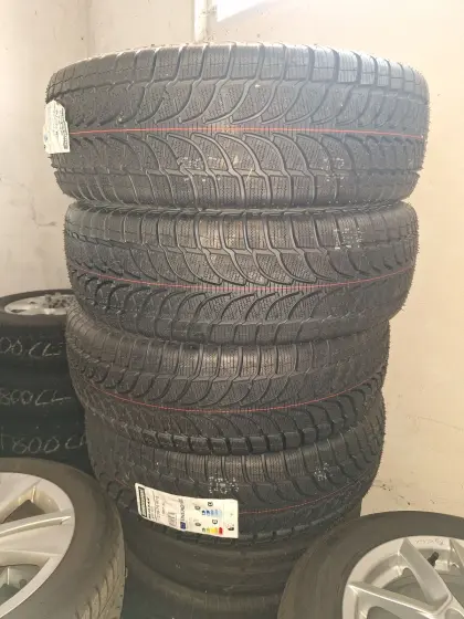Winterreifen Bridgestone Blizzak LM-80 EVO