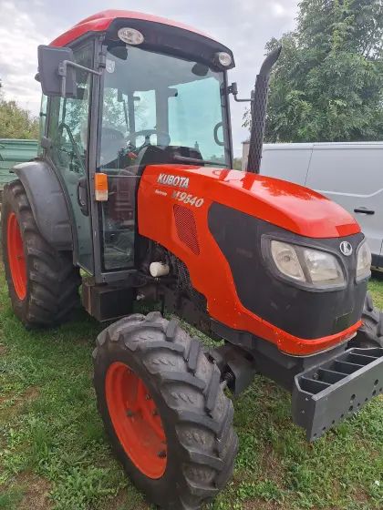 Kubota M 9540 Weinbau, Plantagentraktor Kubota M 9540