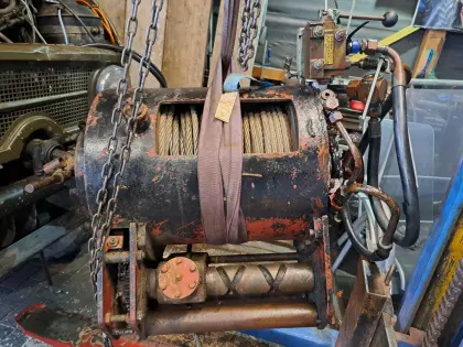 Werner A28-7M Hydr. Seilwinde (7 t) – Unimog
