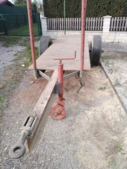 Anhänger für Scheitholz