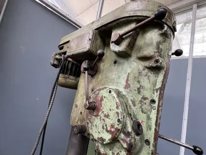 Ständerbohrmaschine