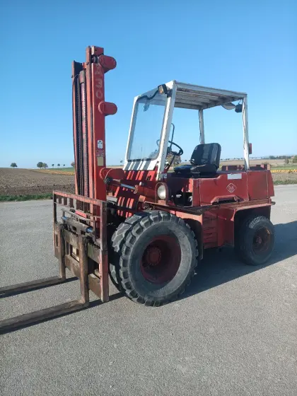 Geländestapler O&K A30