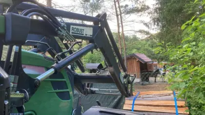 Fendt Stoll Lader F30