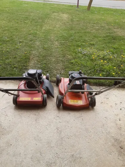 2 Rasenmäher