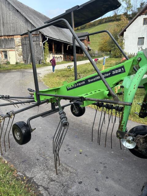 Schwader Deutz-Fahr SwatMaster 3221
