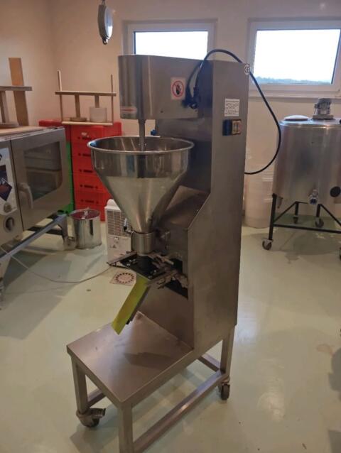 Käsebällchenmaschine, Fleischbällchenmaschine
