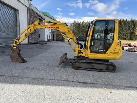 Takeuchi TB 235