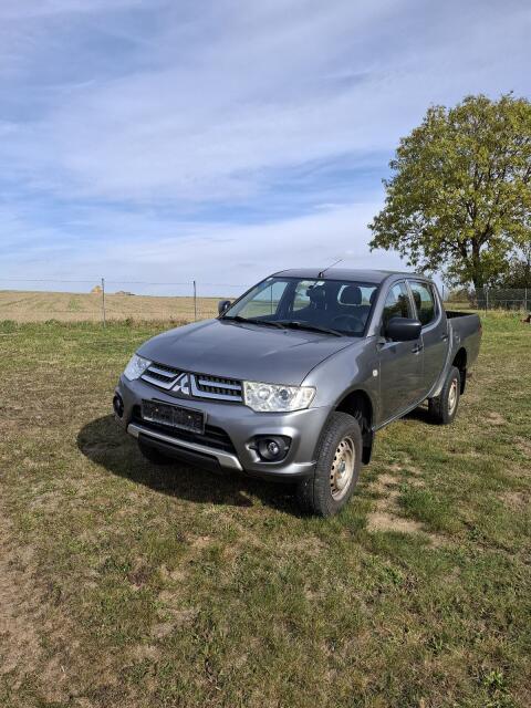 Mitsubishi L200 2,5D Work Edition