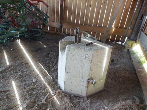 Betonfrontgewicht