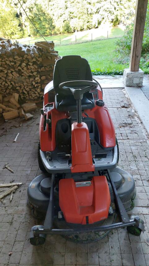 Husqvarna Rider 320 AWD