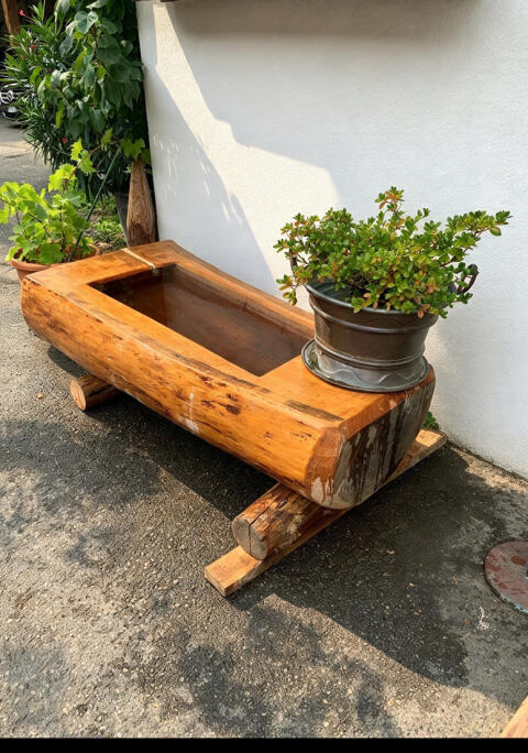 Brunnentrog, Brunntrog, Holzbrunnen, Wassertrog, Lärchentrog