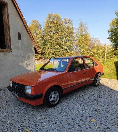 Opel Kadett D