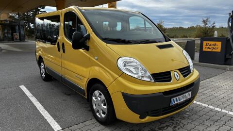 Renault Trafic Passenger 2,5 Diesel 9-Sitzer Renault Trafic Passenger