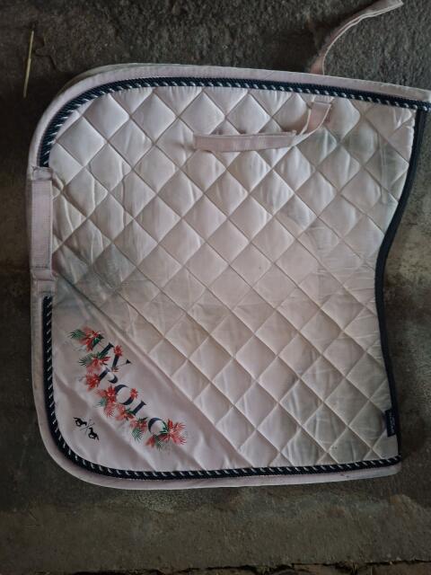 HV Polo Dressurschabracke Altrosa mit Print und Kordel