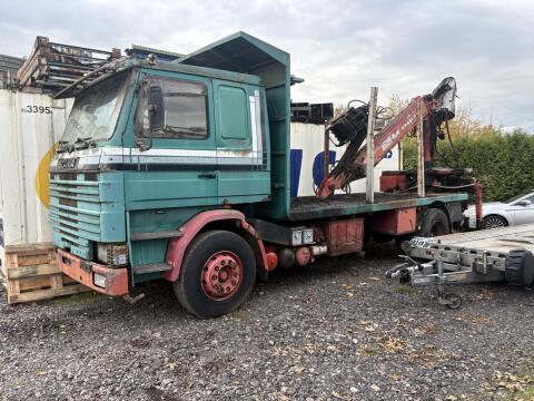 Scania 113 Holzkran 4x2