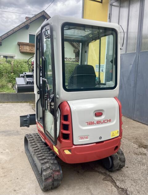 Takeuchi TB 216, Minibagger, neue Löffel