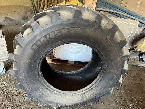Vorderreifen Michelin 540/65R28 Multibib