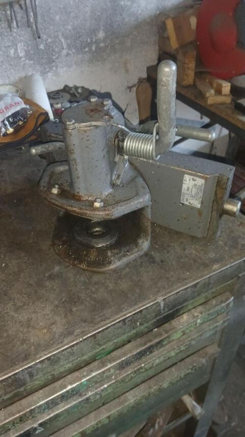 Anhängerkupplung 330 mm