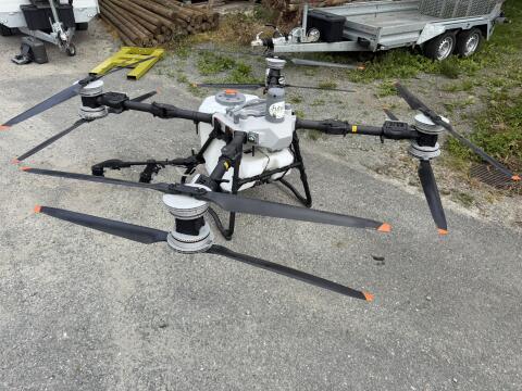 DJI AGRAS T100, maximale Leistung für große Flächen, Modell: T100