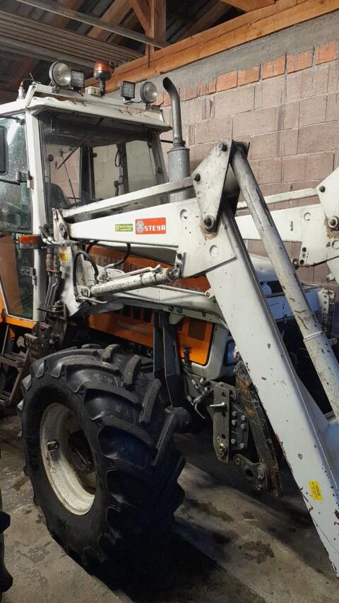 Steyr Frontlader ev. mit Konsole
