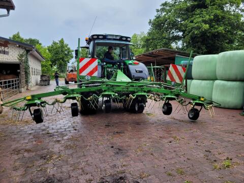 Krone Kreiselheuer Schütter wie neu, KW 6.02/6