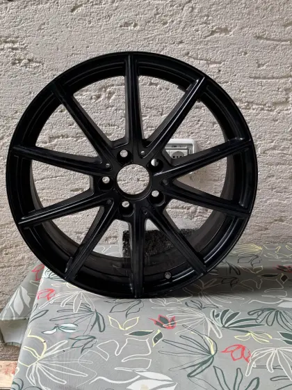Aluminiumfelgen, original Mercedes, 4 Stk. für GLA, GLB