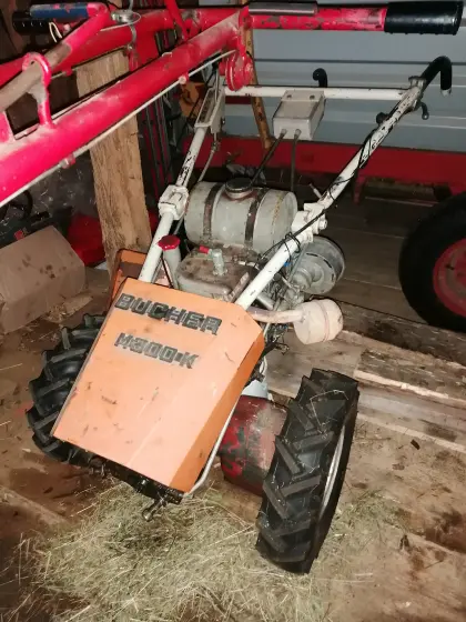 Motormäher Bucher 300 mit Lenkbremse
