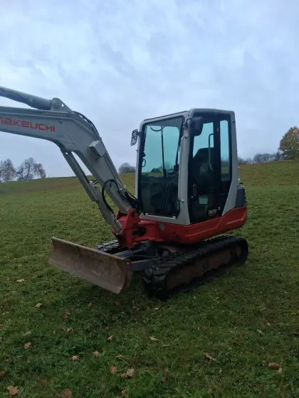 Takeuchi TB 235
