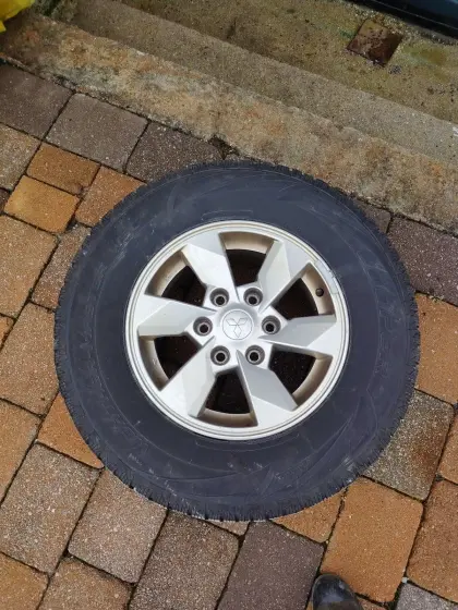 Mitsubishi L200 Reifen, Felgen