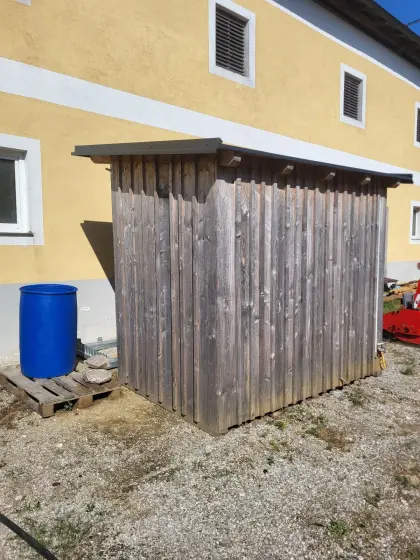 Verkaufshütte, Hütte