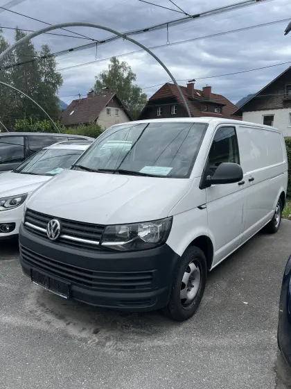 Verkaufe gebrauchten VW Bus Transporter mit rund 180.000 km