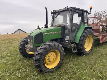 John Deere 3300 X