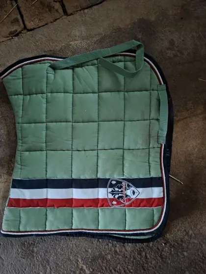 Eskadron Dressurschabracke Grün - Gebraucht