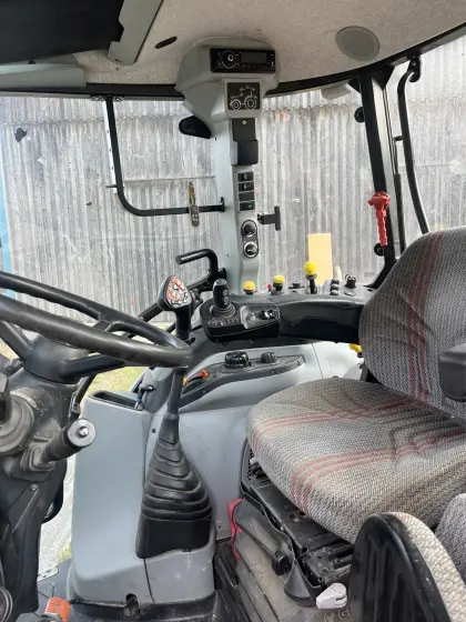 Steyr Multi 4115 mit Hauer Pom Vx 95