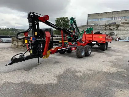 Igland 450 Swingtrac mit Kran 6,8 m Forstanhänger Rückewagen