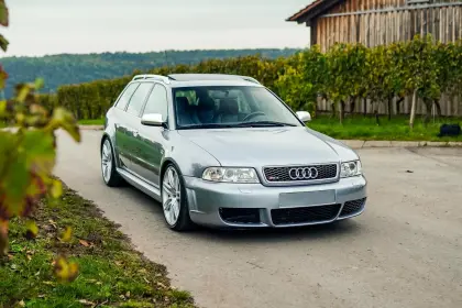 Audi RS4 B5