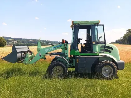 Everun ER 15 Hoftrac, Hoflader