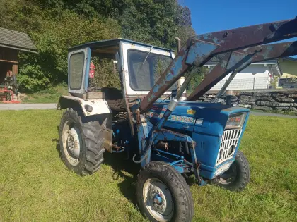 Ford Dexta 2000-8