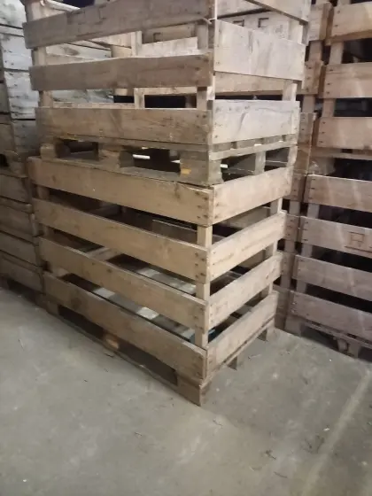 Holzlagerkisten