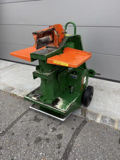 Posch Spaltaxt Spezial 9 t Holzspalter