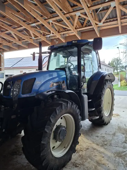 New Holland TS 135 A