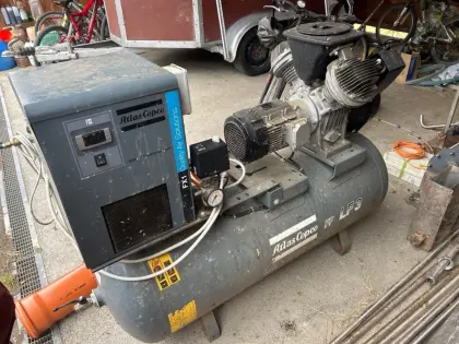 Atlas Copco Kolbenkompressor