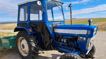 Ford Super Dexta 3.000-8