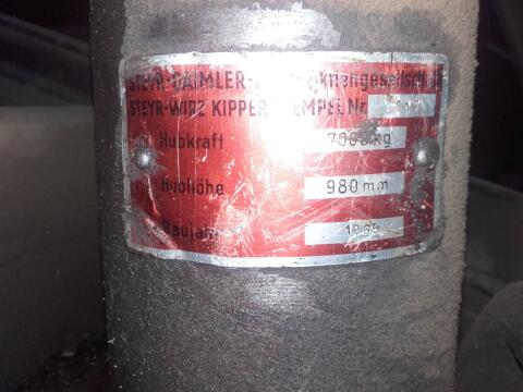 Suche Steyr 380 Lkw-Kippzylinder