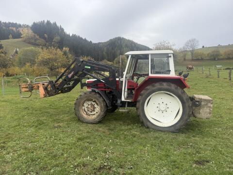 Steyr 8075A Allrad mit Hauer Frontlader, 4 Geräte