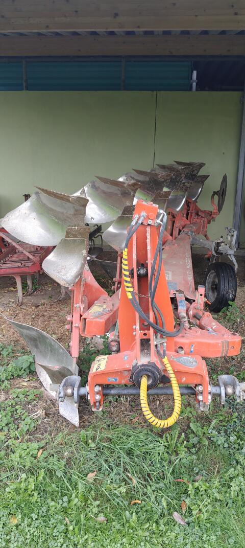 Kuhn Multi Master 121 Pflug Volldrehpflug 5 Schar, kein Vario